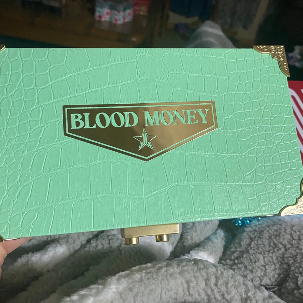 Jeffree star blood money pallet